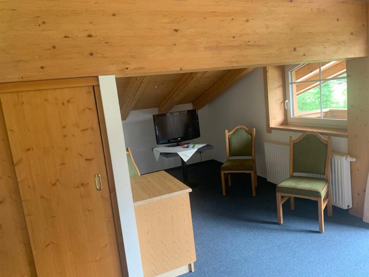 Hotel Alpenhof 3*